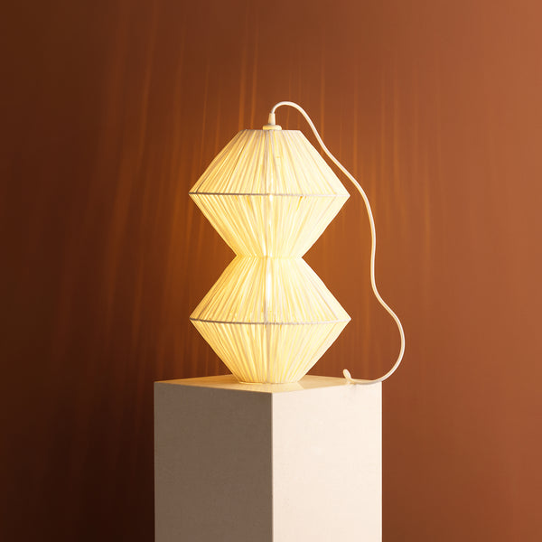 Totem 480 Lamp in Natural Raffia